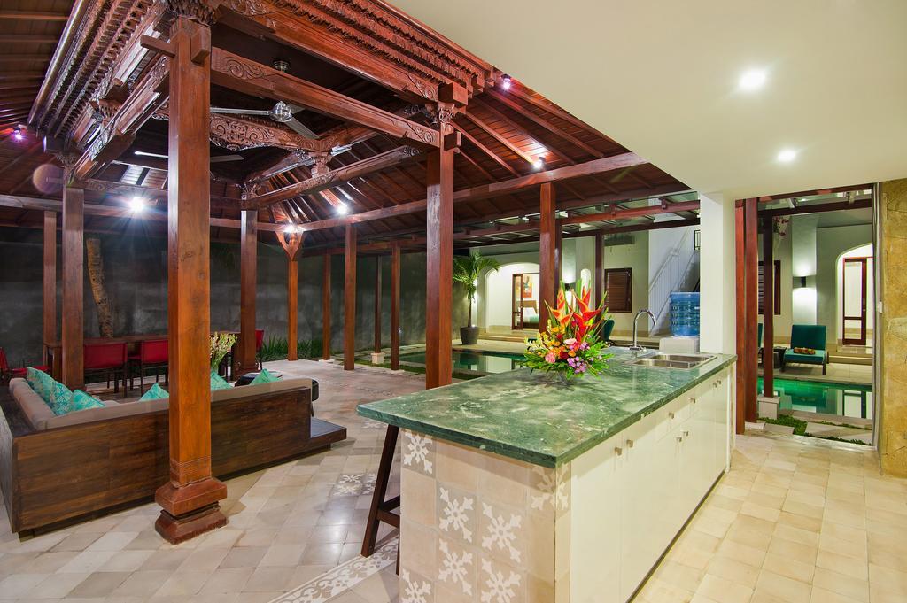 Villa Amalia Legian  Exterior photo